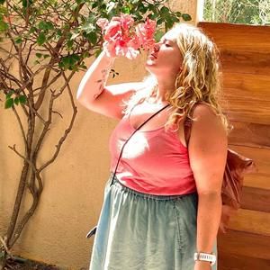 Meet your Posher, Carissa